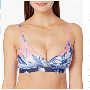 La Blanca Keyhole Twist Bralette Bikini Top